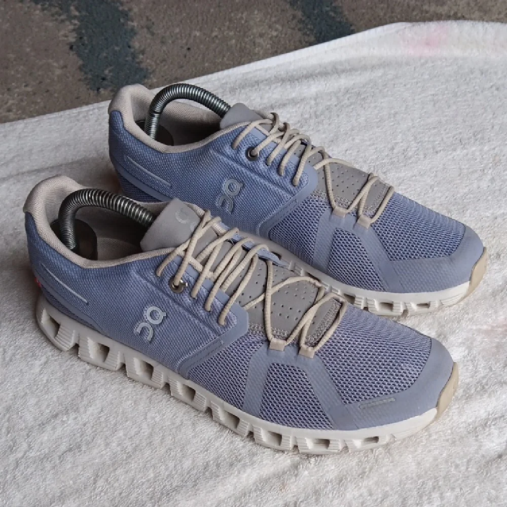 NWOT On Running Nimbus Cloud 5 - Picture 2 of 16